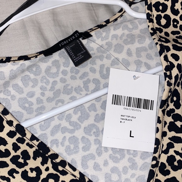 Forever 21 Leopard Wraparound Crop Top - Picture 6 of 7